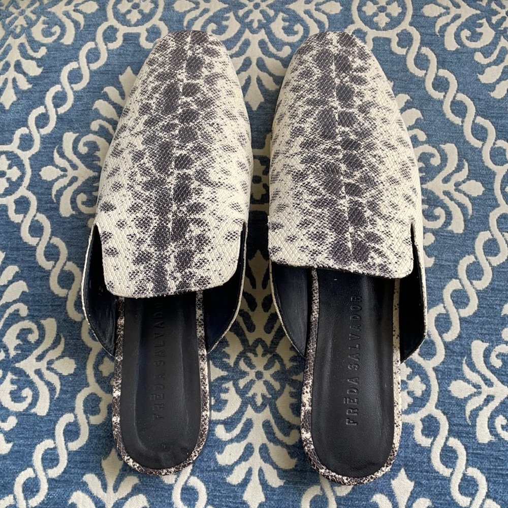 Freda Salvador mules